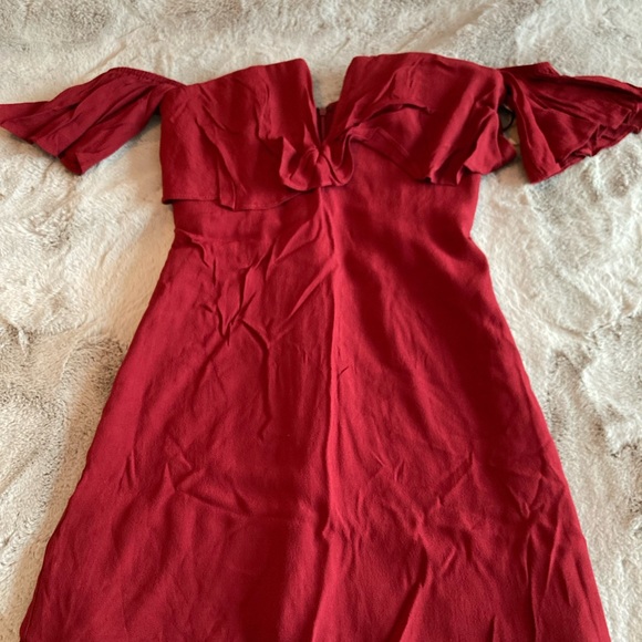 NWT Gorgeous Lovers + Friends burgundy off the shoulder mini dress. - Picture 3 of 8